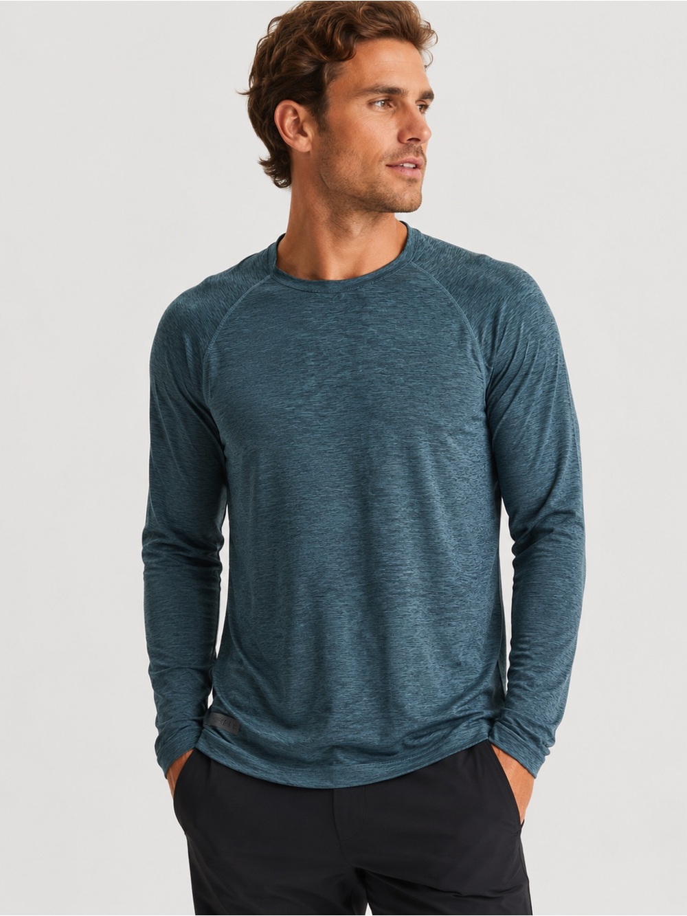 Rhone Baselayer Fitted Long Sleeve Performance Shirt Blue Green Men’s Medium